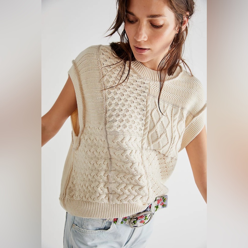 Free People Take The Plunge Crochet Sweater Vest Tea Ivory Cream Color Sz Medium